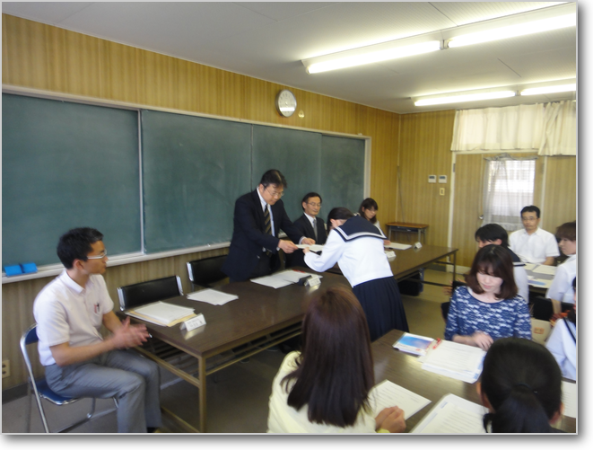 助成確約書の交付 助成確約書の交付