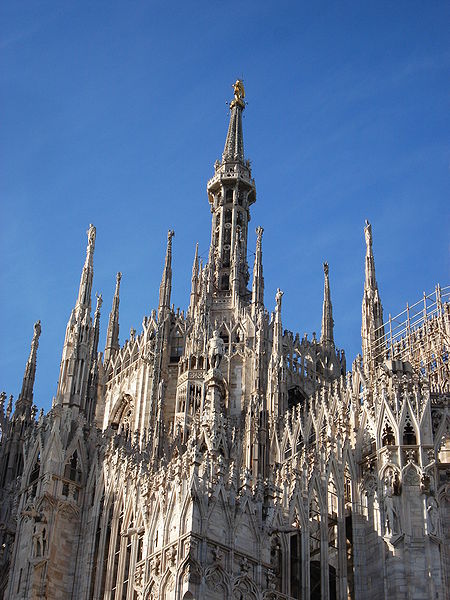 ミラノ大聖堂尖塔